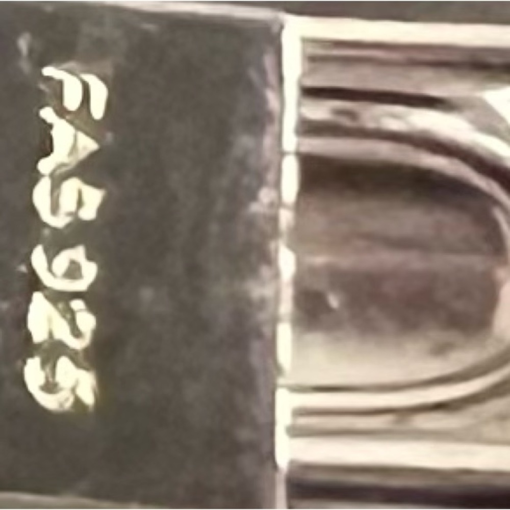Silver bangle - Picture 7 of 11
